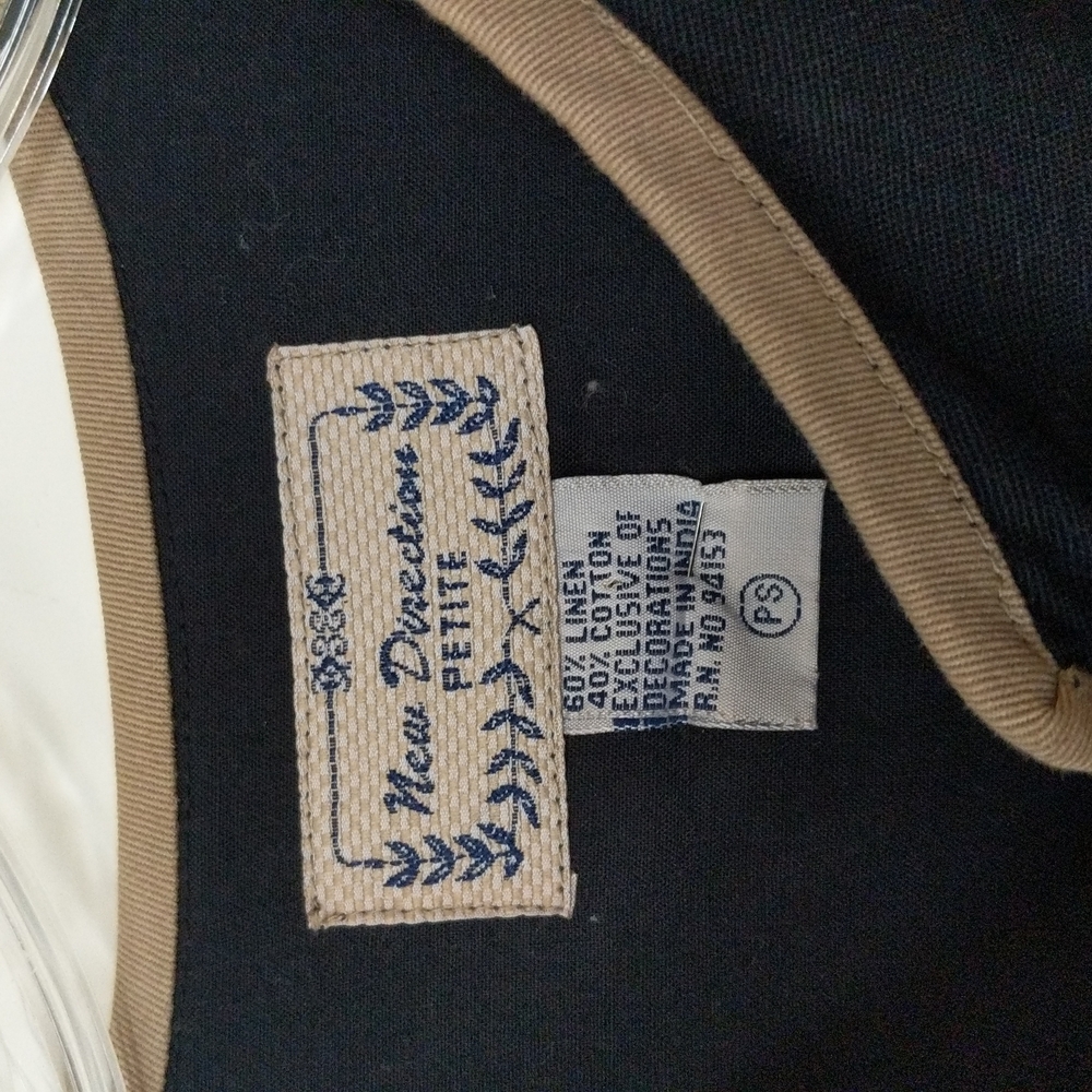 Linen Jacket - Picture 2 of 4